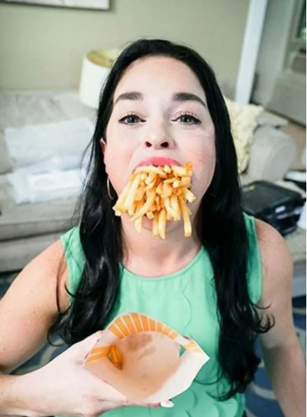 Dünyanın en büyük ağızlı kadını TikTok'ta viral